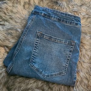 High waisted jeans